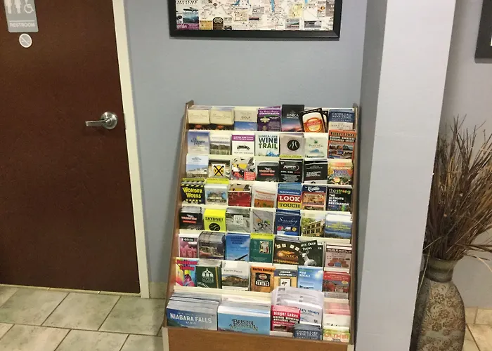 Microtel Inn And Suites By Wyndham - Geneva